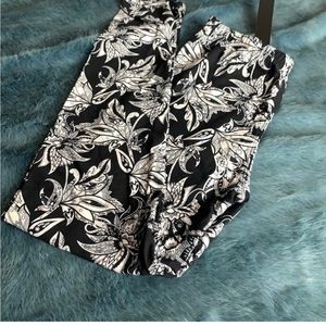 Full length leggings floral black white onesize fits all